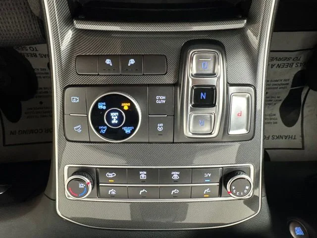 Certified Used 2022 Shimmering Silver Pearl Hyundai SEL image 16