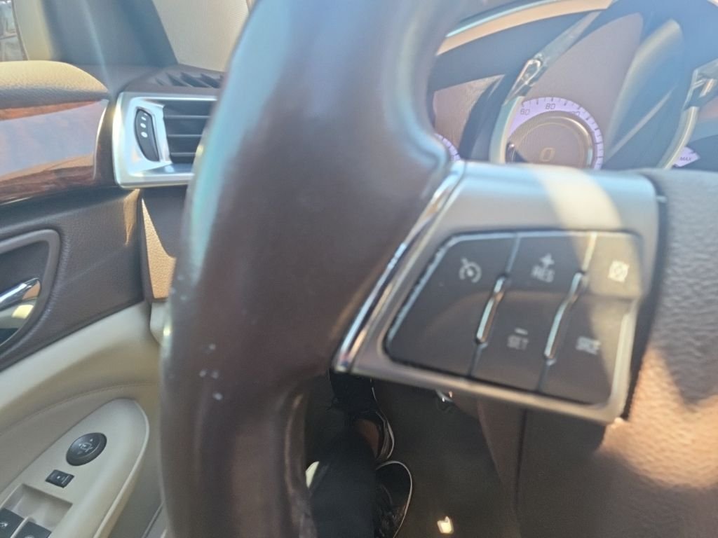 Used 2010 Red Cadillac Luxury image 17