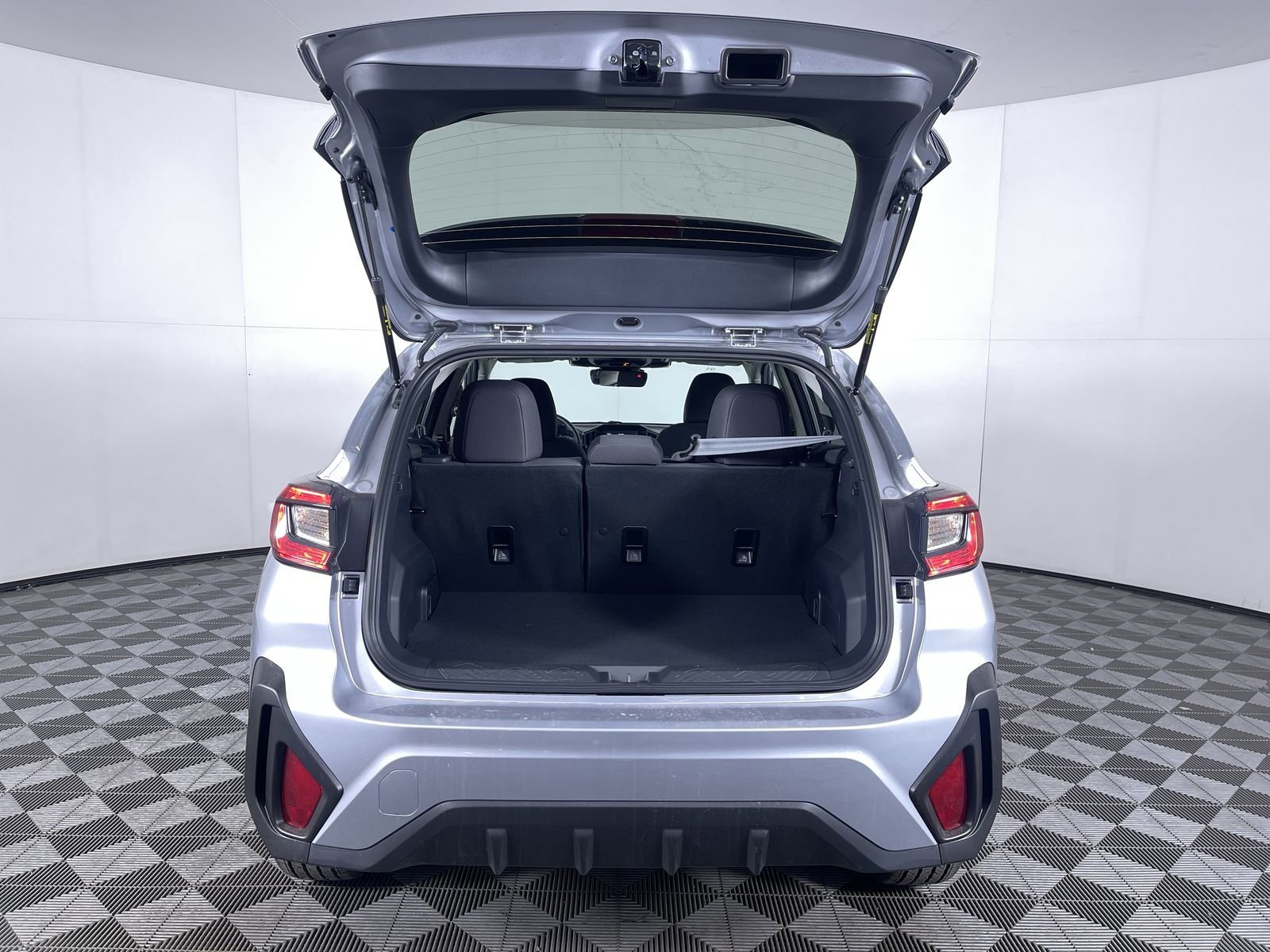 Used 2026 Ice Silver Metallic Subaru Premium image 24