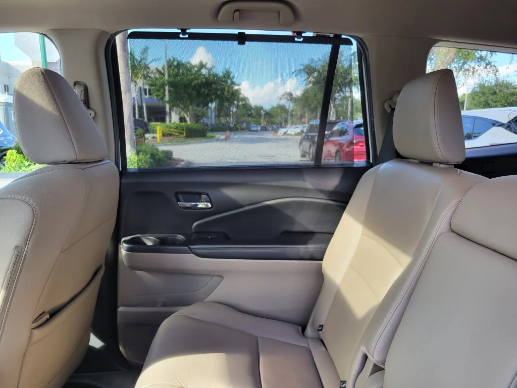 Used 2020 White Honda EX-L image 12