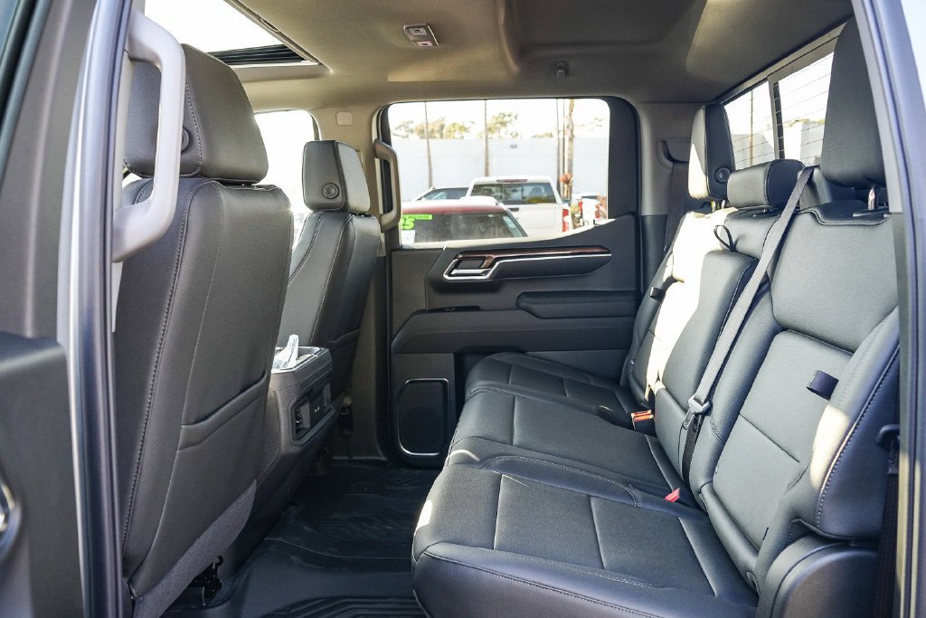 2026 Chevrolet Silverado 1500 LT Trail Boss - Photo 18