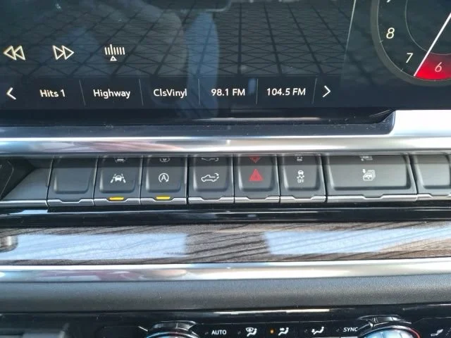 Certified Used 2025 Onyx Black GMC Elevation image 29