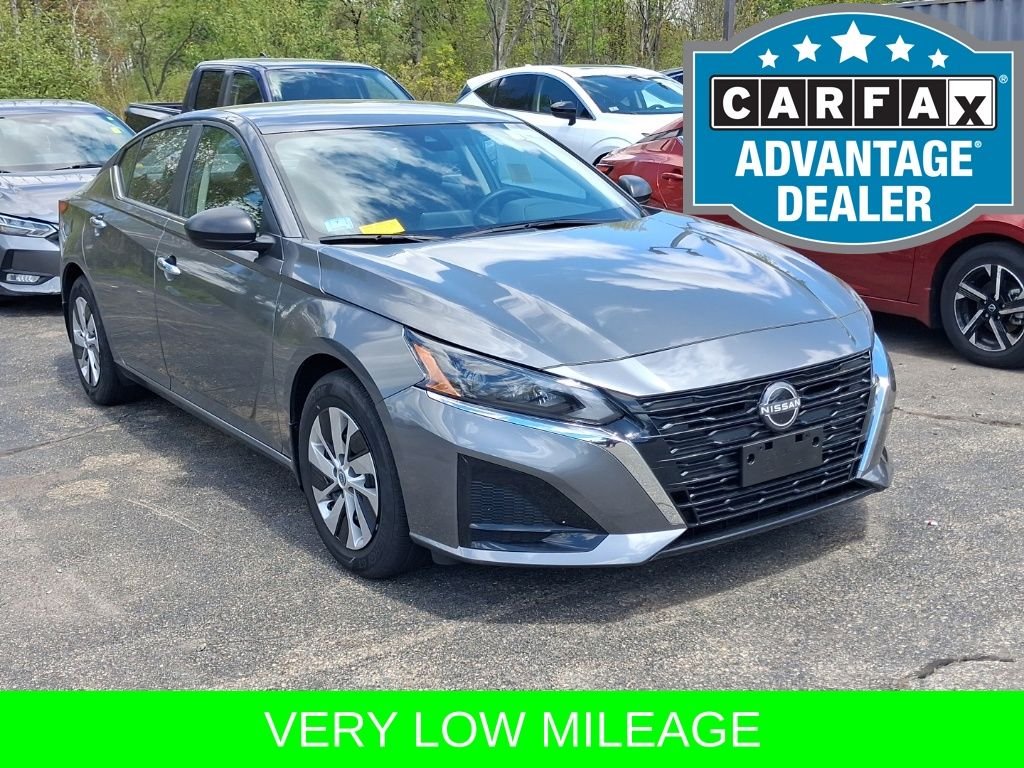 Used 2025 Gray Nissan 2.5 S image 2