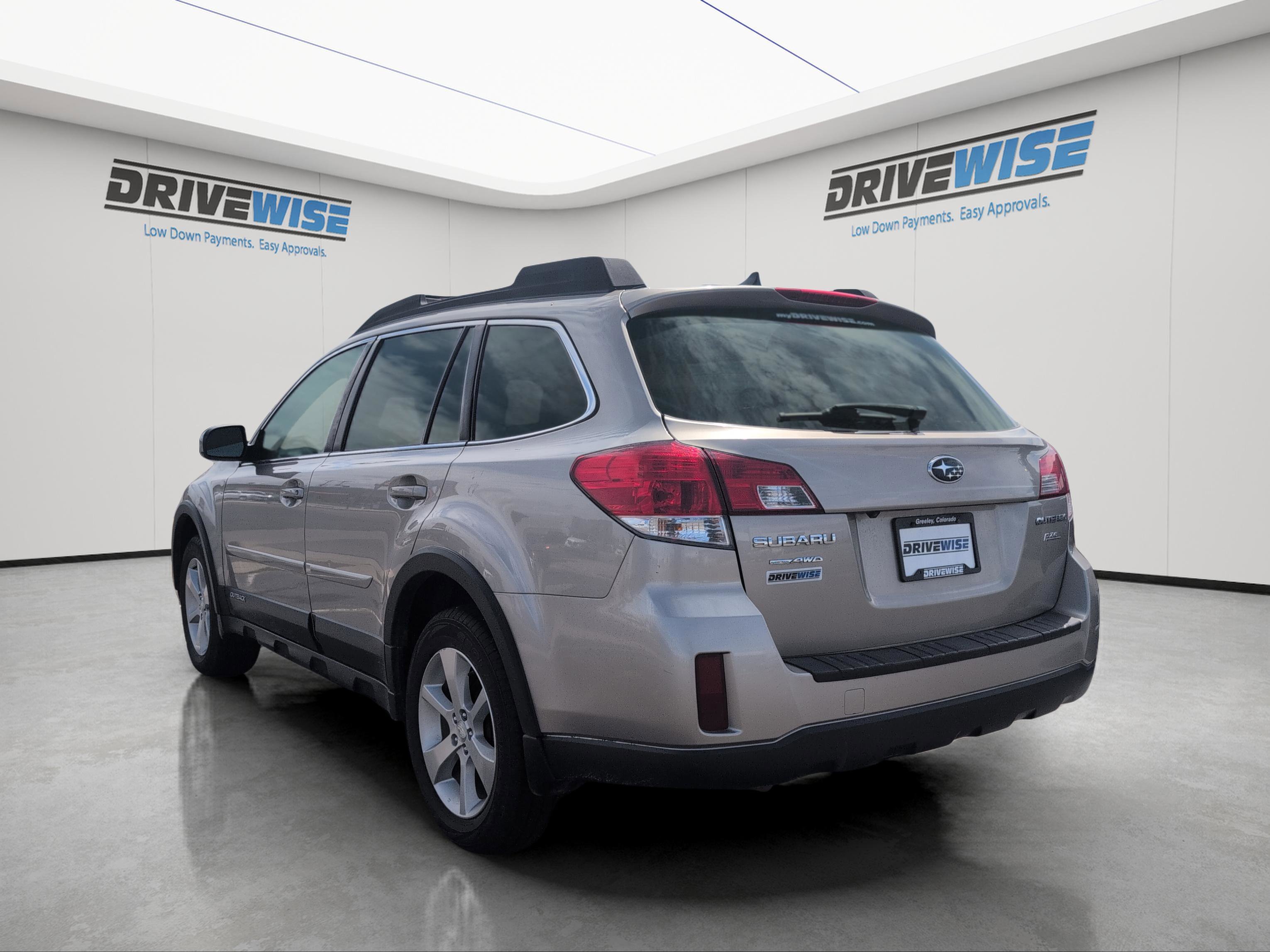 Used 2014 Tungsten Metallic Subaru 2.5i Limited image 6