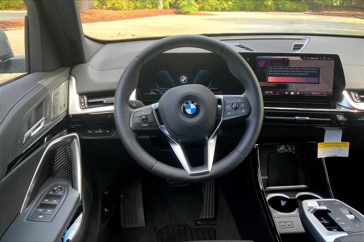 Used 2026 Skyscraper Grey Metallic BMW xDrive28i image 16