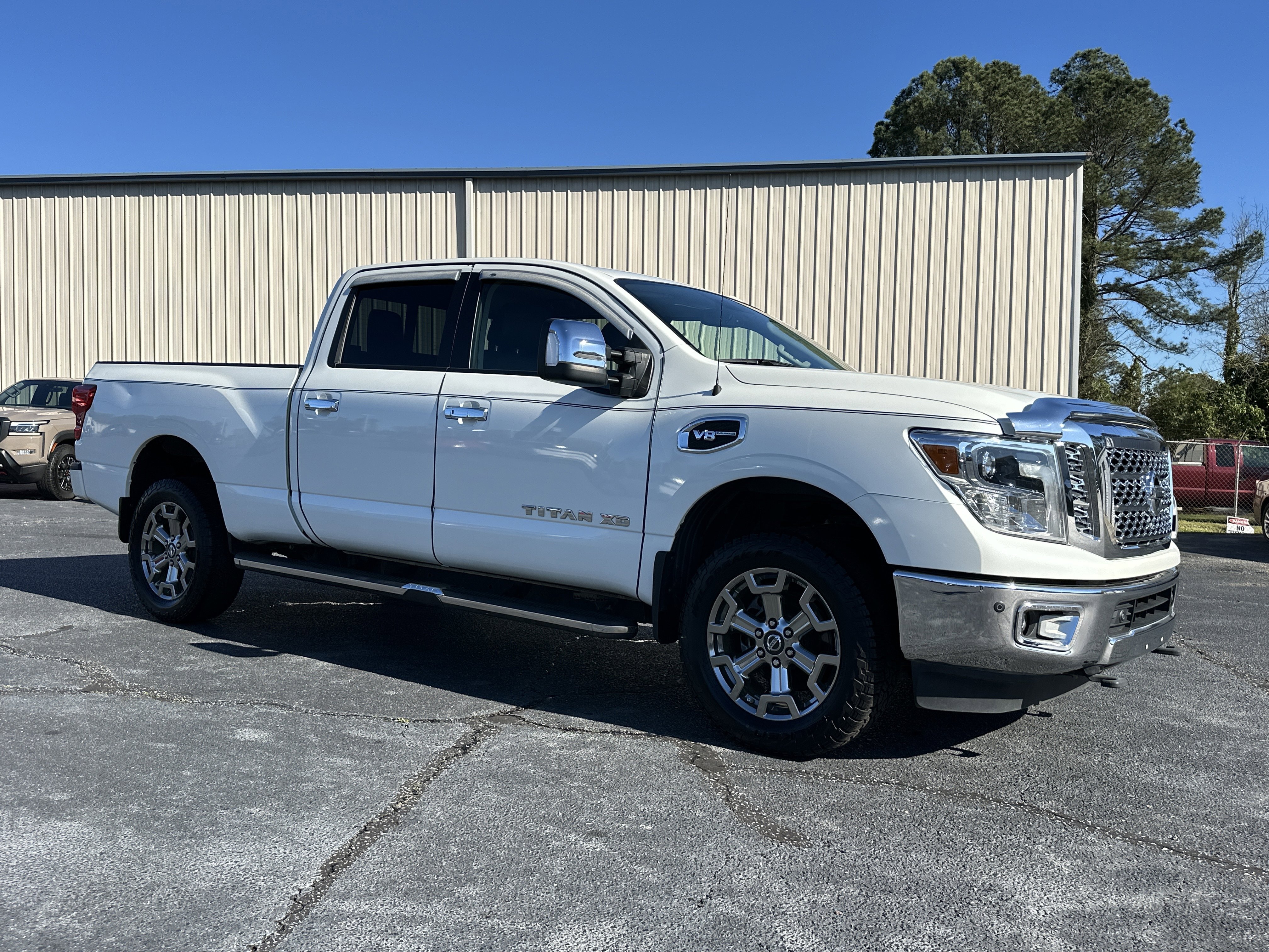 Used 2018 Pearl White Nissan SL image 2