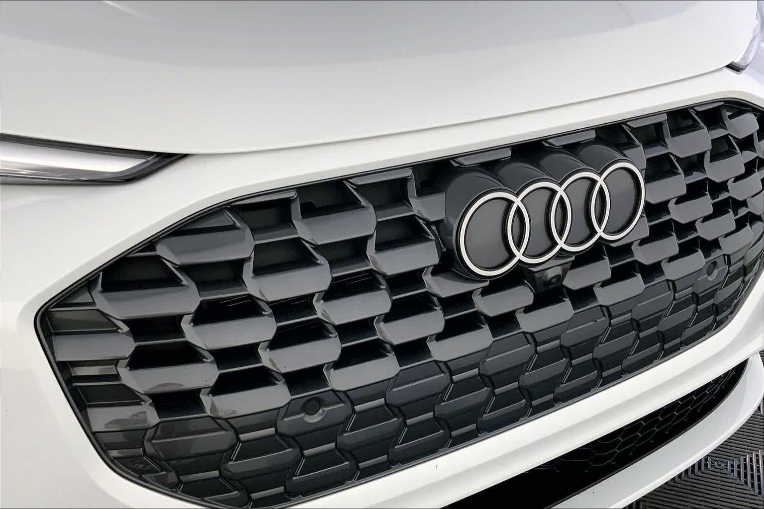 Used 2025 Glacier White Metallic Audi Premium image 32