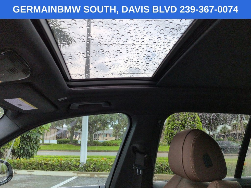Used 2021 White Metallic BMW sDrive40i image 22