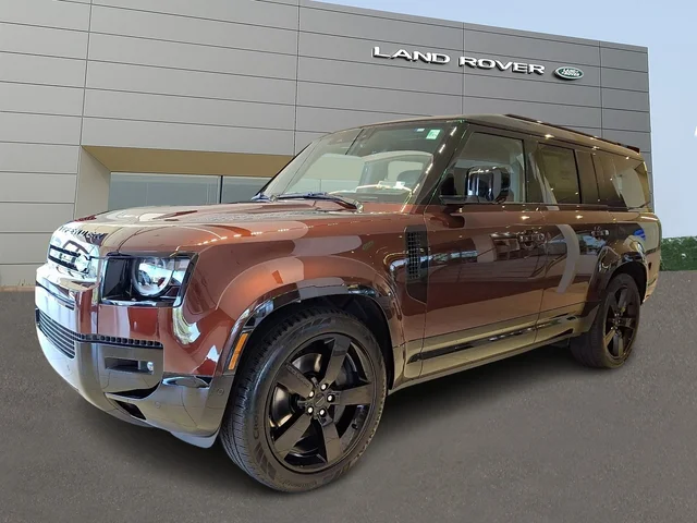 2026 Land Rover Defender 130 P400 X-Dynamic SE