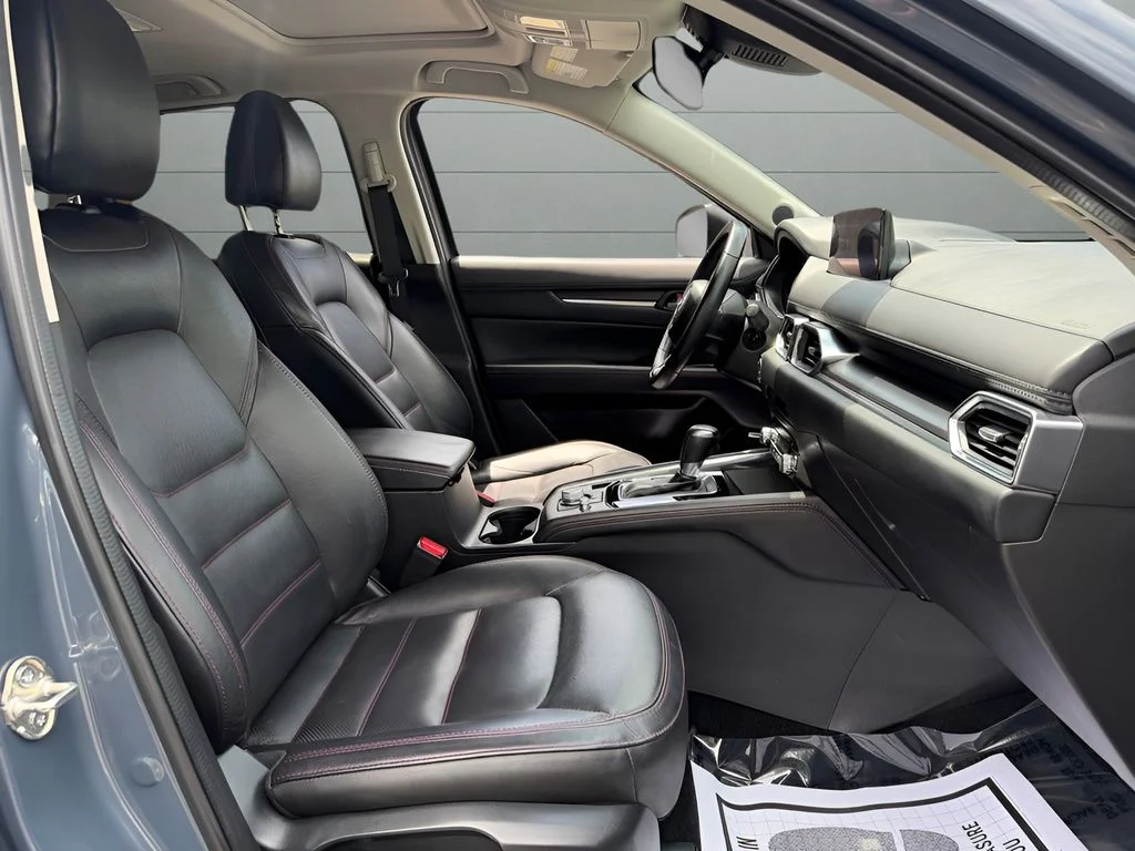 Used 2024 Gray Mazda 2.5 S Carbon Edition image 29