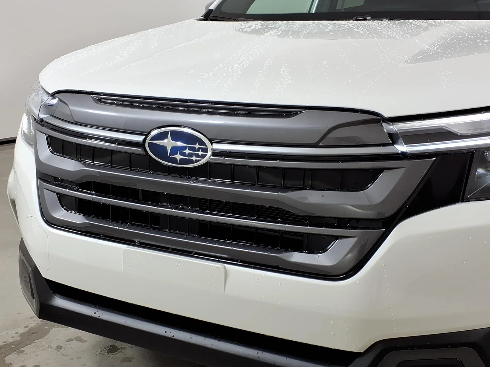 New 2026 CRYSTAL WHITE PEARL SUBARU Limited Hybrid image 38