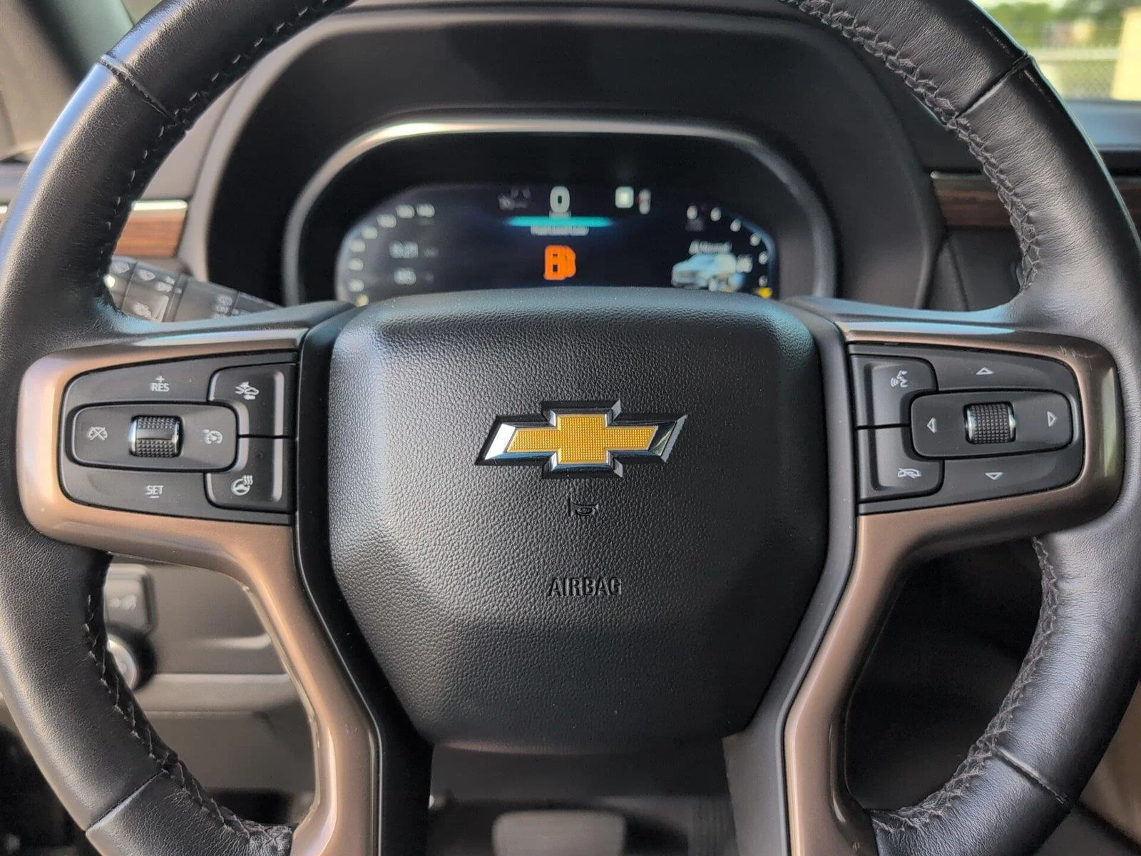 Used 2023 Black Chevrolet High Country image 25