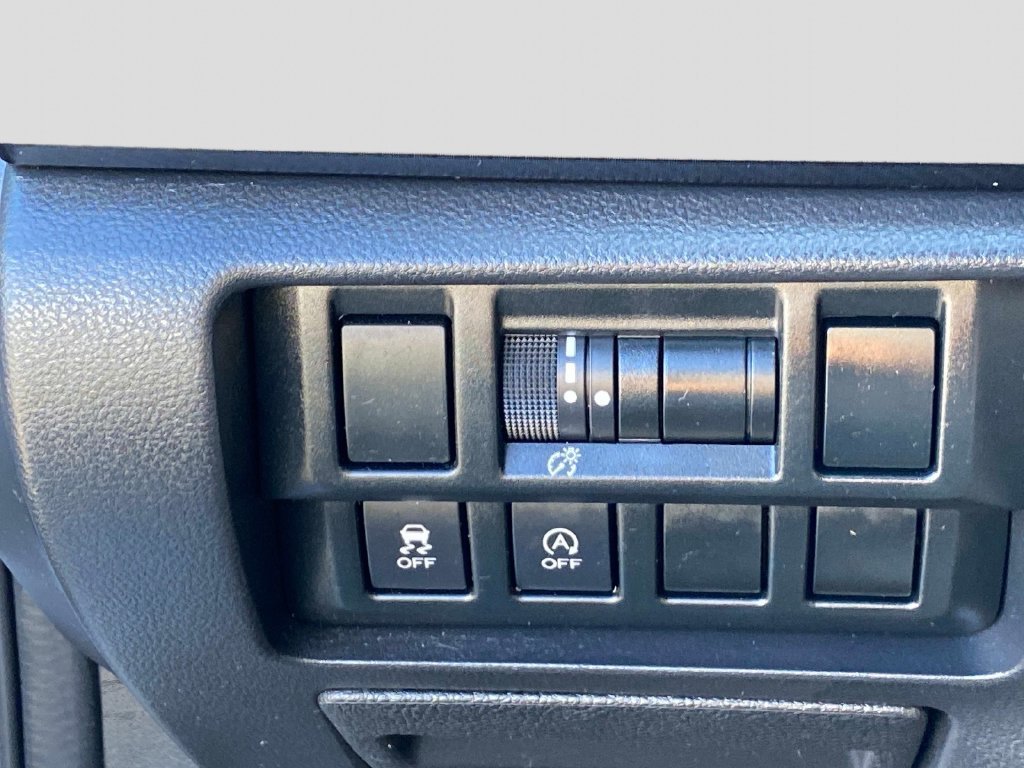 Used 2021 Gray Subaru Base image 19