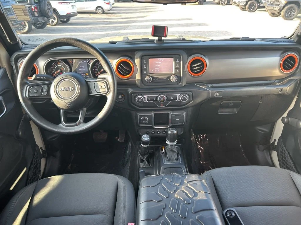 Used 2020 Beige Jeep Sport image 31