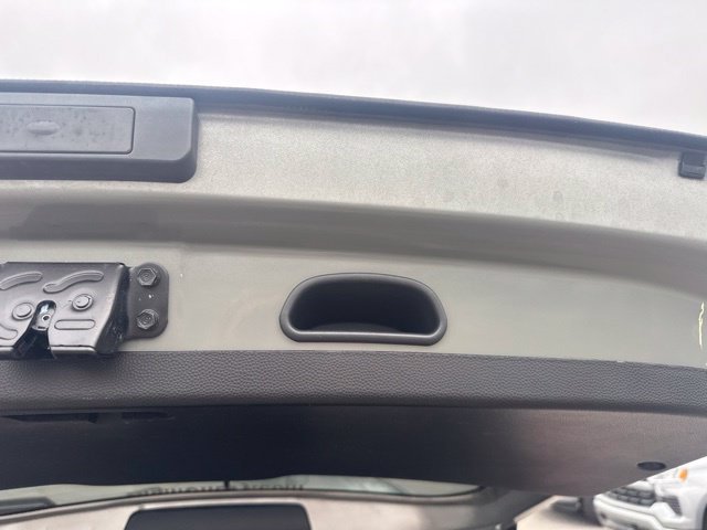 Used 2017 Gray Kia Plus image 27