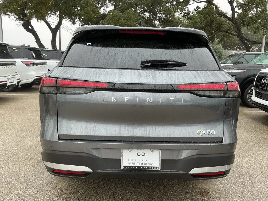 New 2026 GRAPHITE SHADOW INFINITI Luxe FWD image 4