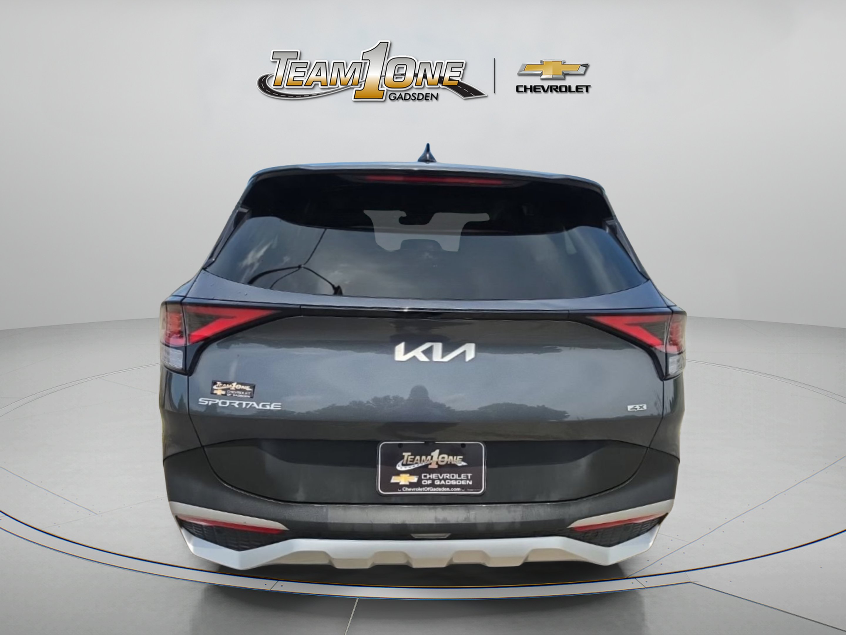 Used 2023  Kia LX image 6