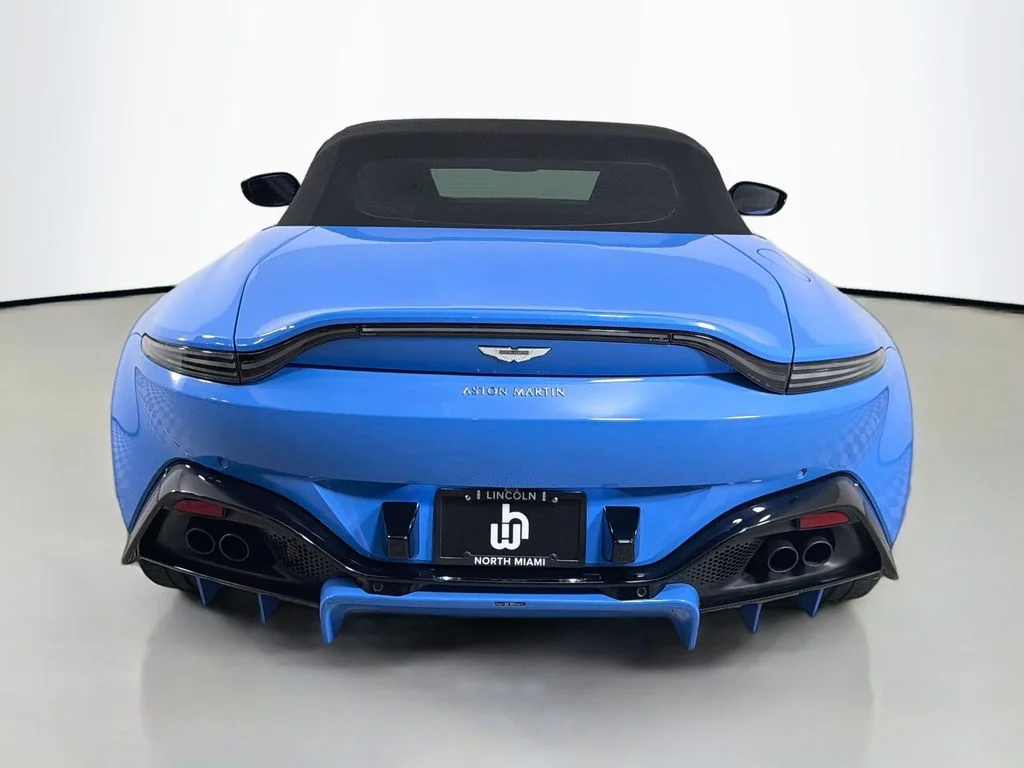 Used 2021 Blue Aston Martin Base image 6