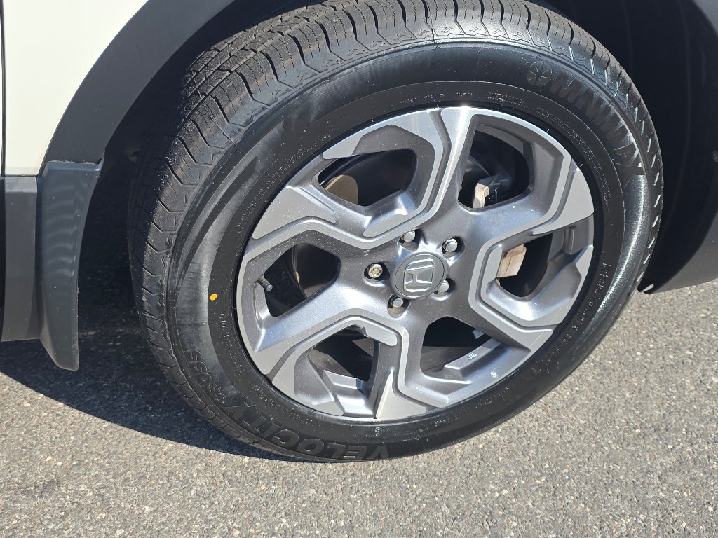 Used 2018 White Honda EX image 19