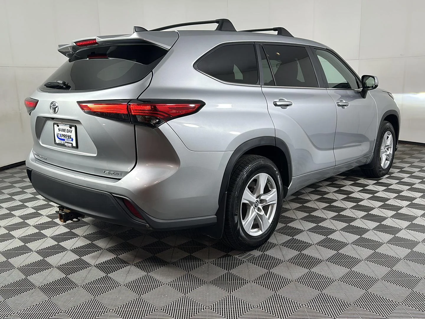 Used 2023 Celestial Silver Metallic Toyota LE image 9