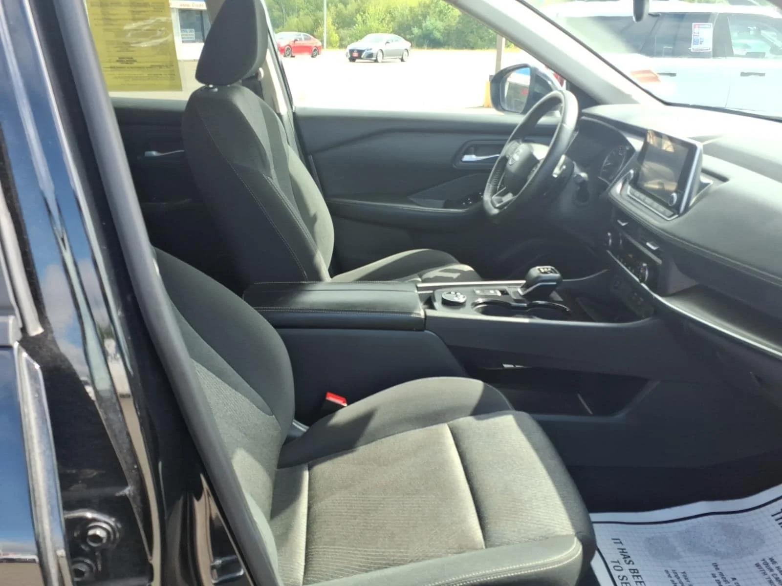 Used 2025 Super Black Nissan SV image 15