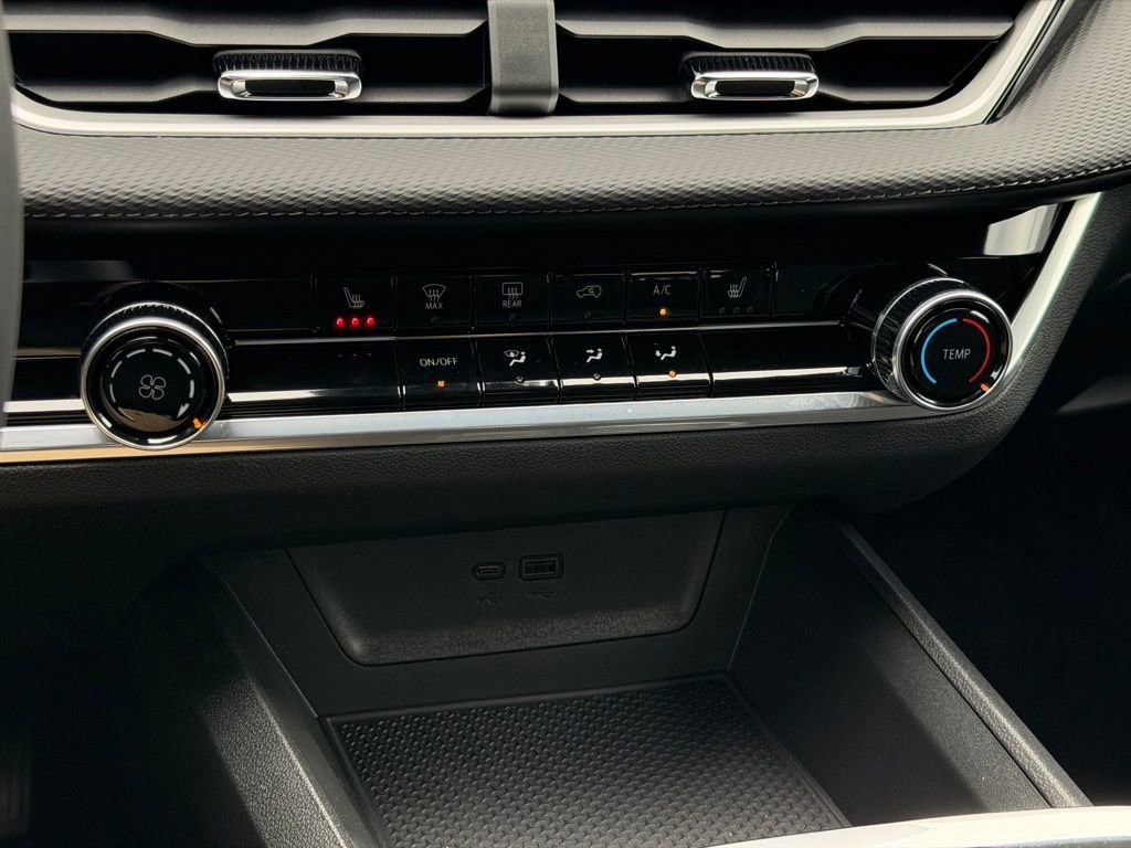 2026 Chevrolet Equinox LT - Photo 29