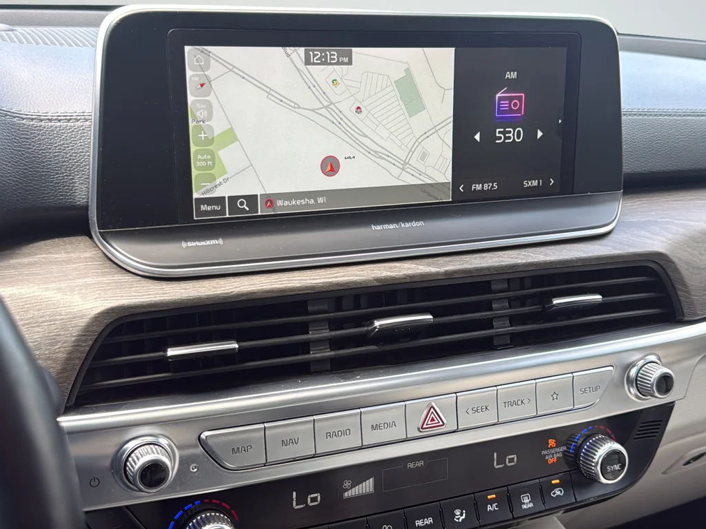 Used 2021 Black Kia SX image 14