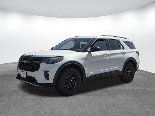 New 2026 Star White Metallic Tri-Coat Ford Tremor® image 35