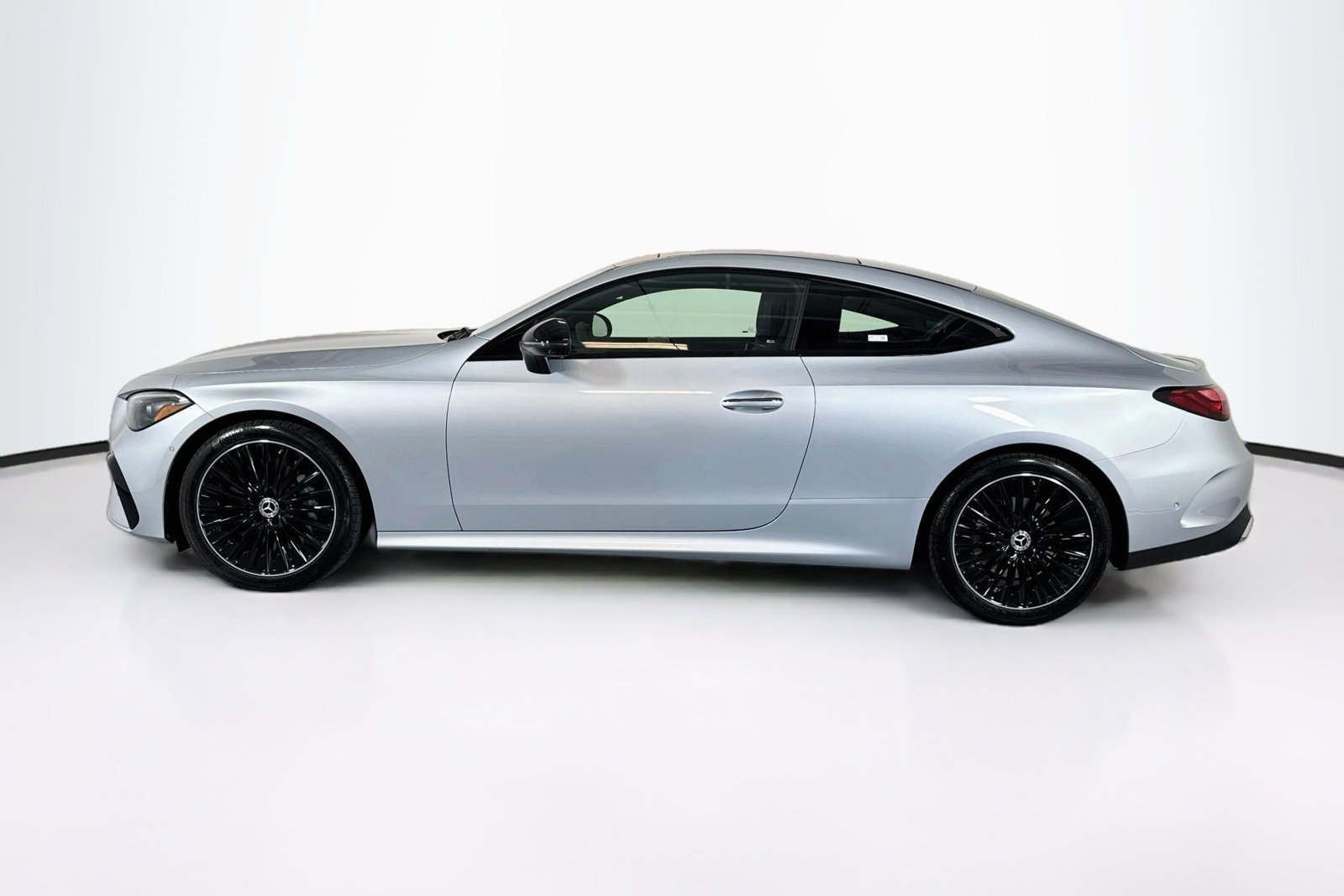 New 2027 Cirrus Silver Metallic Mercedes-Benz CLE 450 image 8