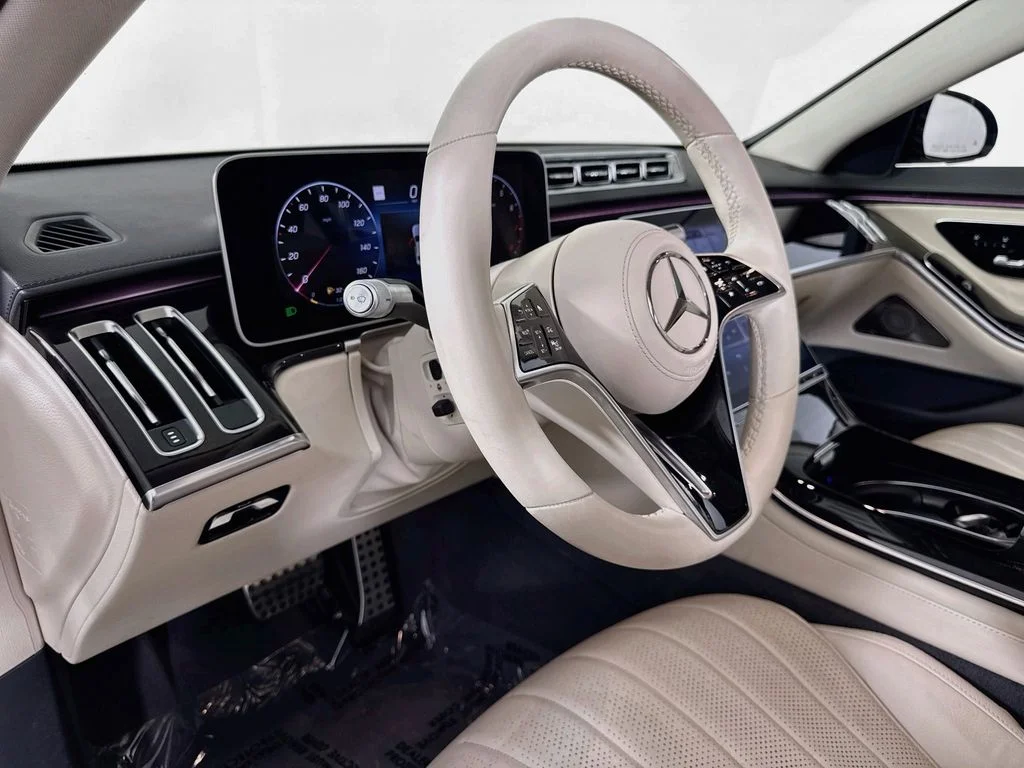 Used 2023 Gray Mercedes-Benz S 500 image 9