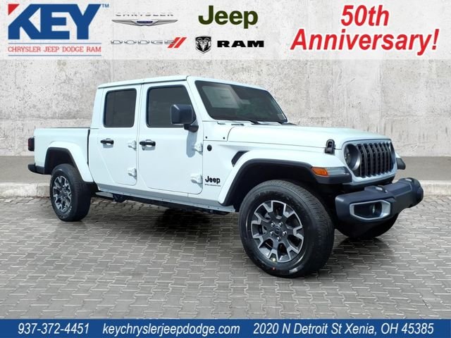 2026 Jeep Gladiator Sahara Auto's photo