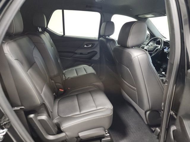Used 2023 Mosaic Black Metallic Chevrolet LT Leather image 17