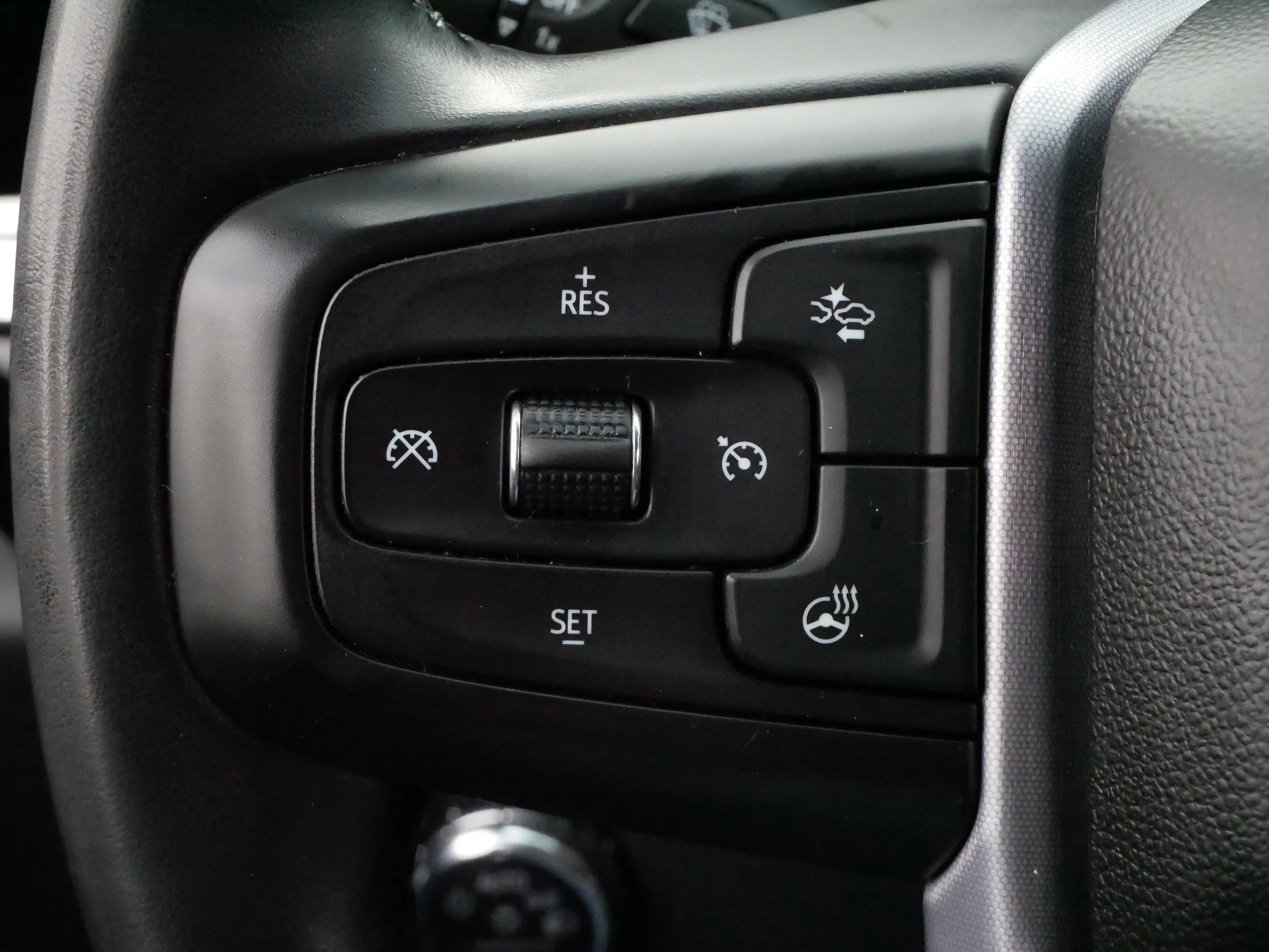 Used 2023 Onyx Black GMC Elevation image 26