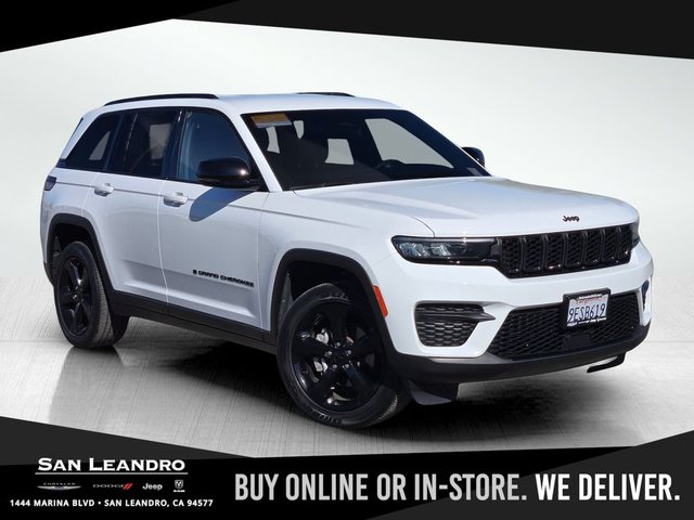 2023 Jeep Grand Cherokee Altitude