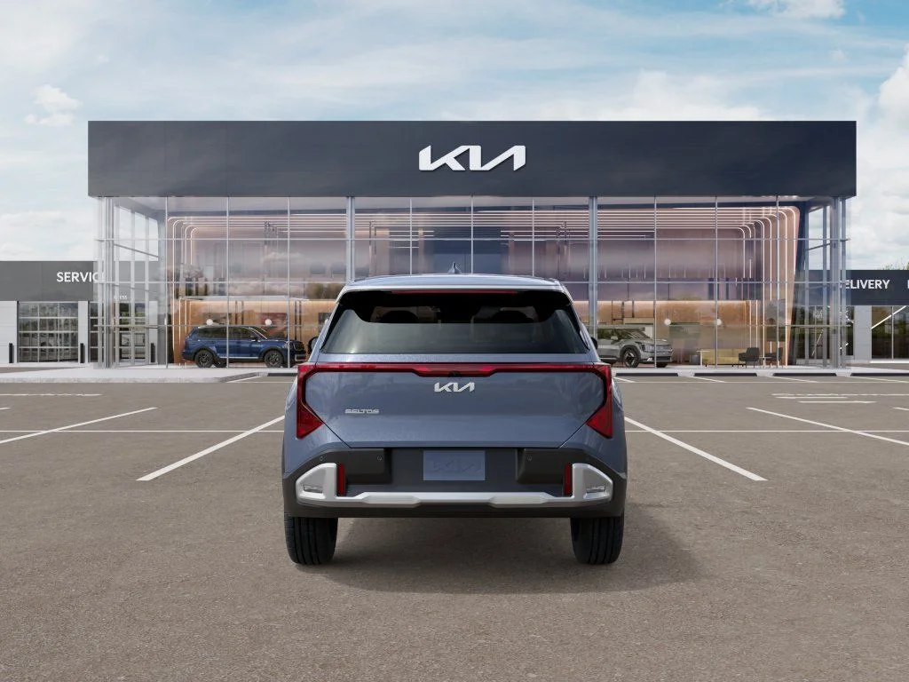 New 2027 Pale Gray Kia S image 4