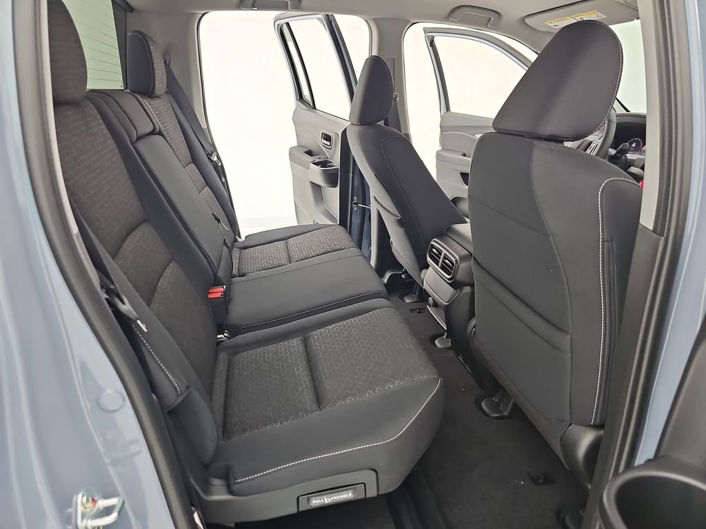 2025 Honda Ridgeline Sport - Photo 13