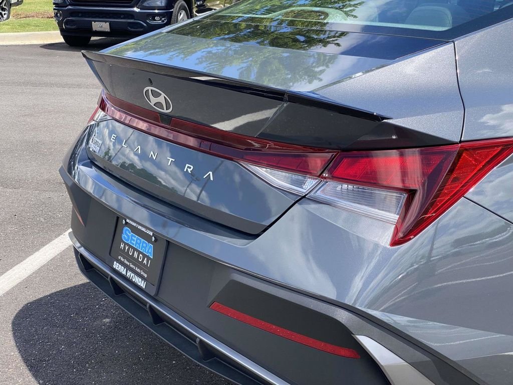 Certified Used 2025 Gray Hyundai SEL Sport image 11