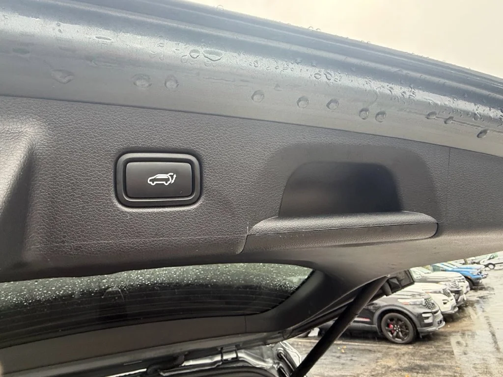Used 2024 Gray Hyundai Calligraphy image 17
