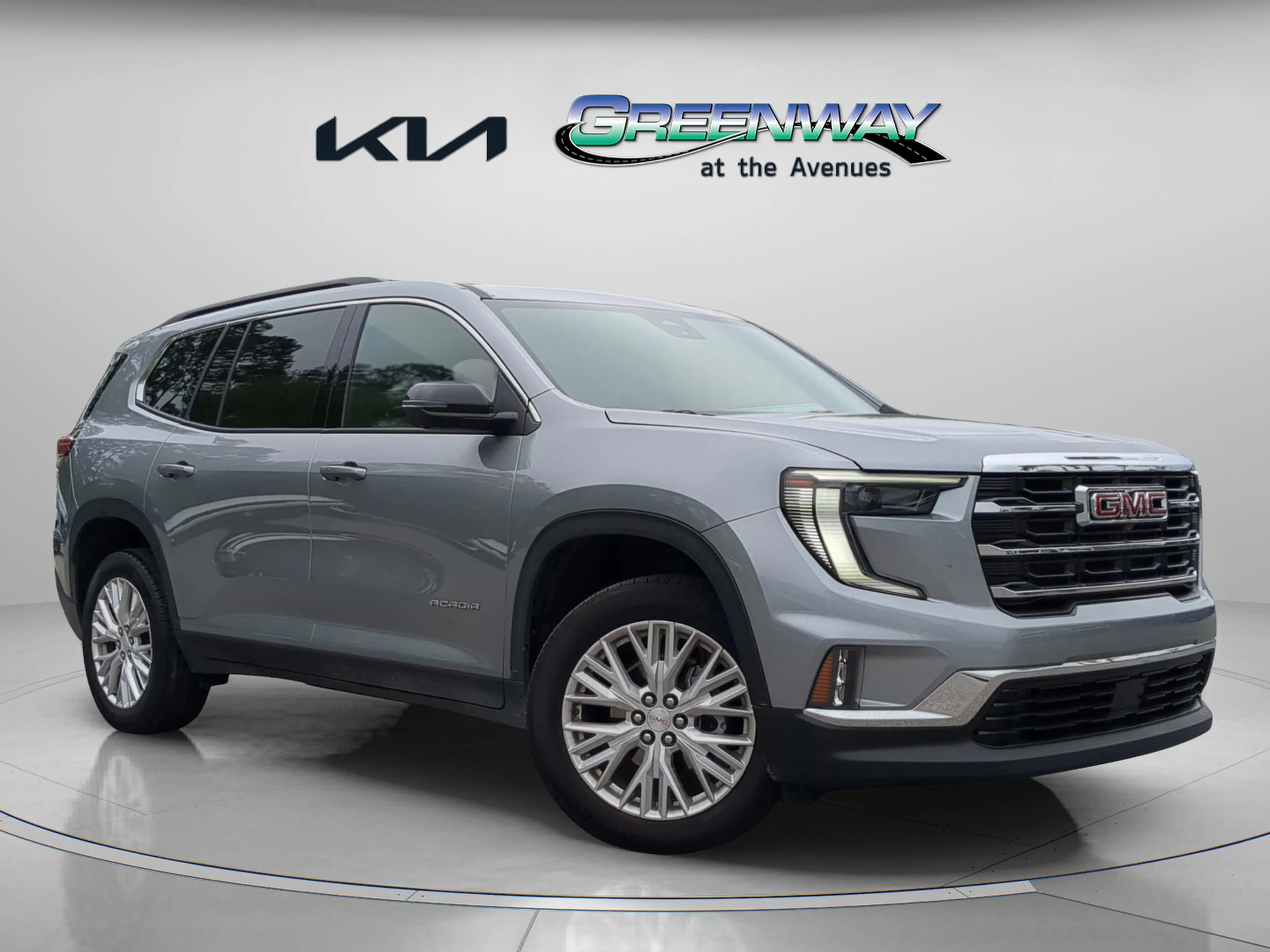 2024 GMC Acadia Elevation FWD's photo