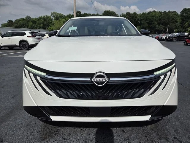 New 2026 White Nissan SL image 6