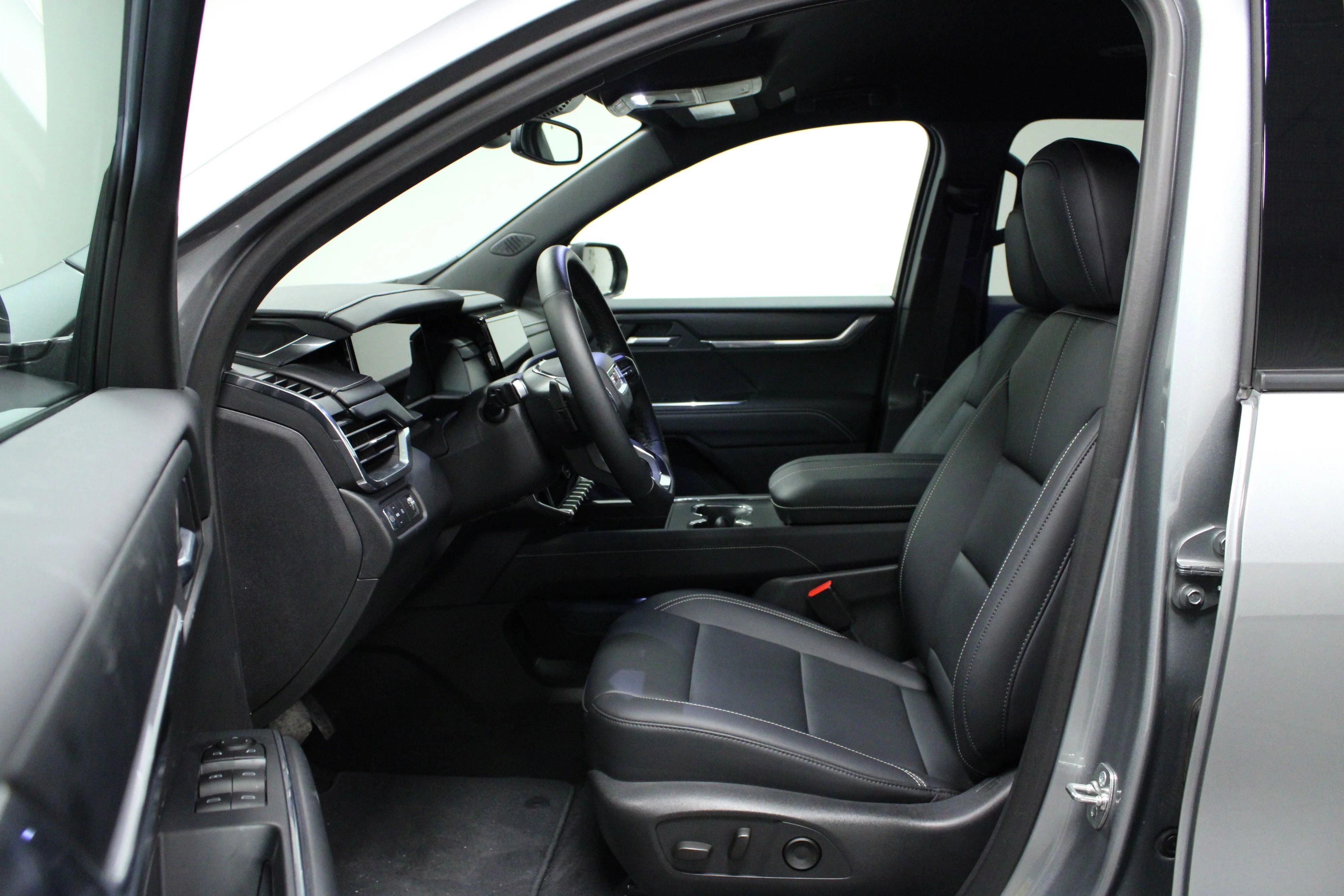 2025 GMC Acadia Elevation - Photo 12