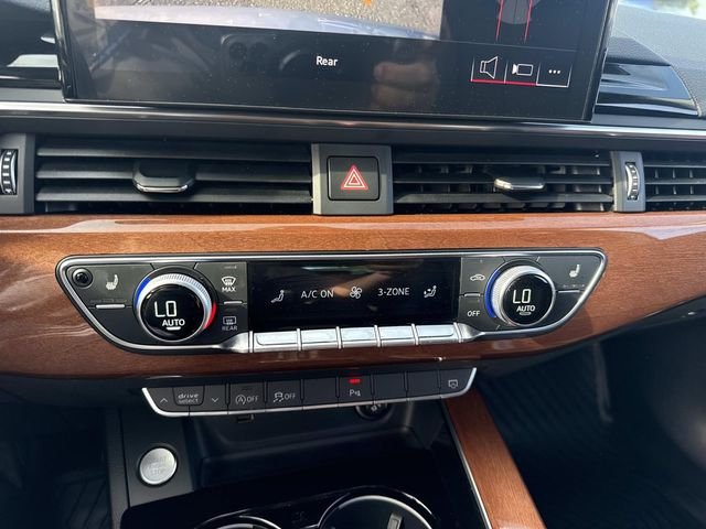 Used 2023 Florett Silver Metallic Audi Premium image 26