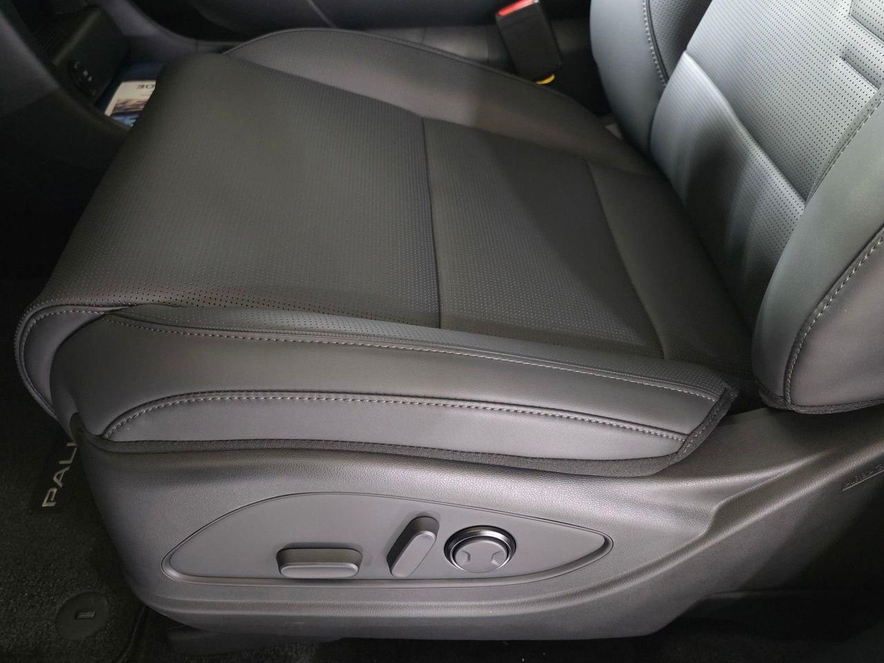 New 2026 Creamy White Pearl Hyundai XRT Pro image 25