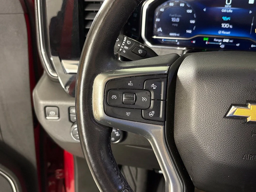 Used 2022 Red Chevrolet LT image 23