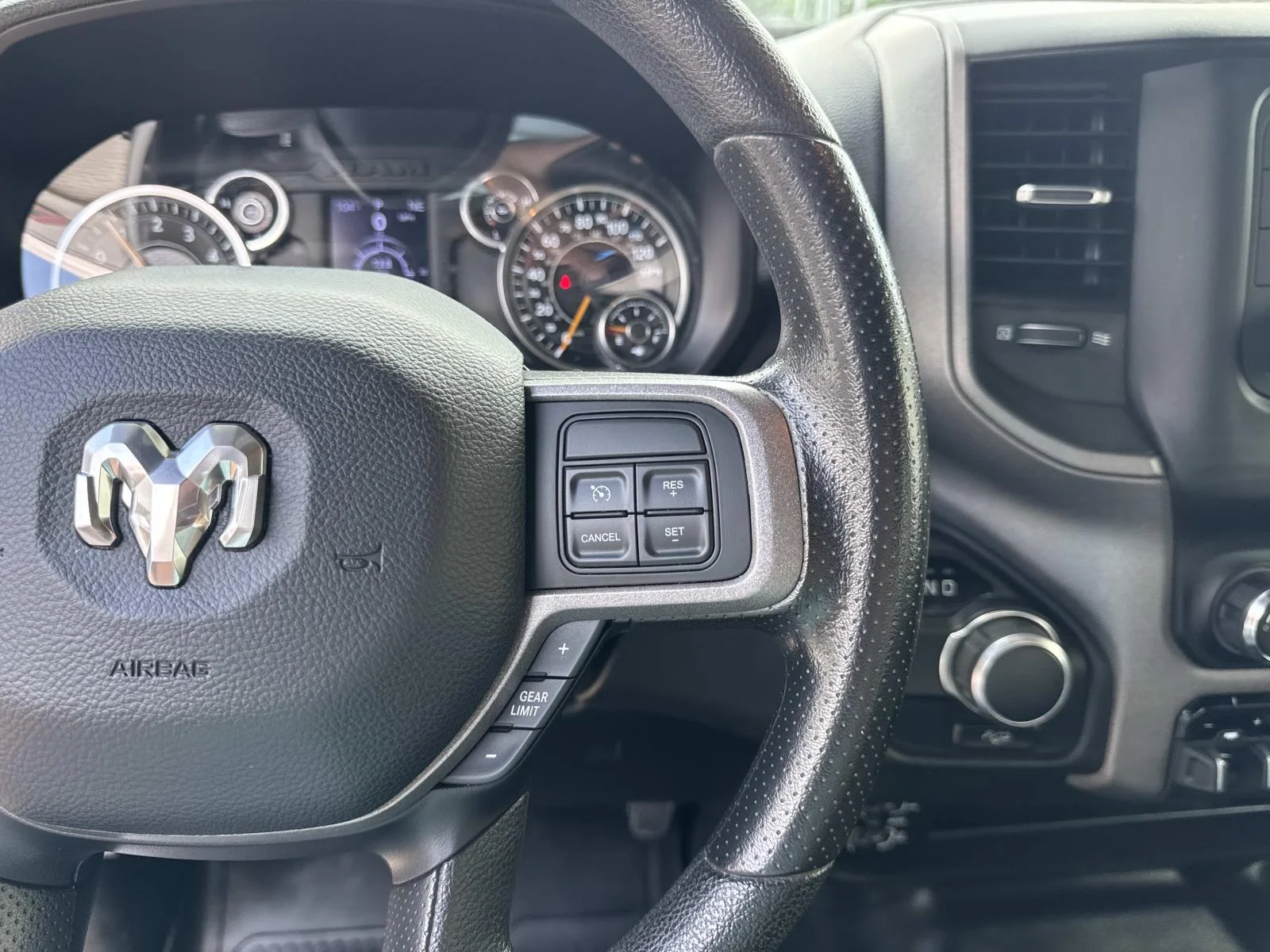 Used 2021 White Ram Tradesman image 23