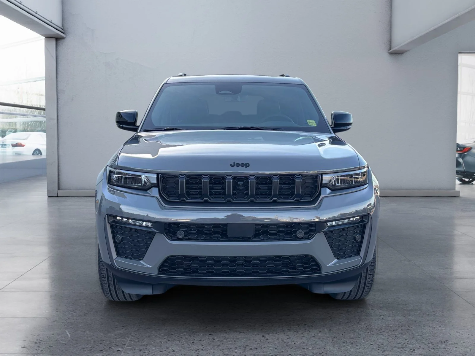 New 2027 STING-GREY Jeep Limited image 8