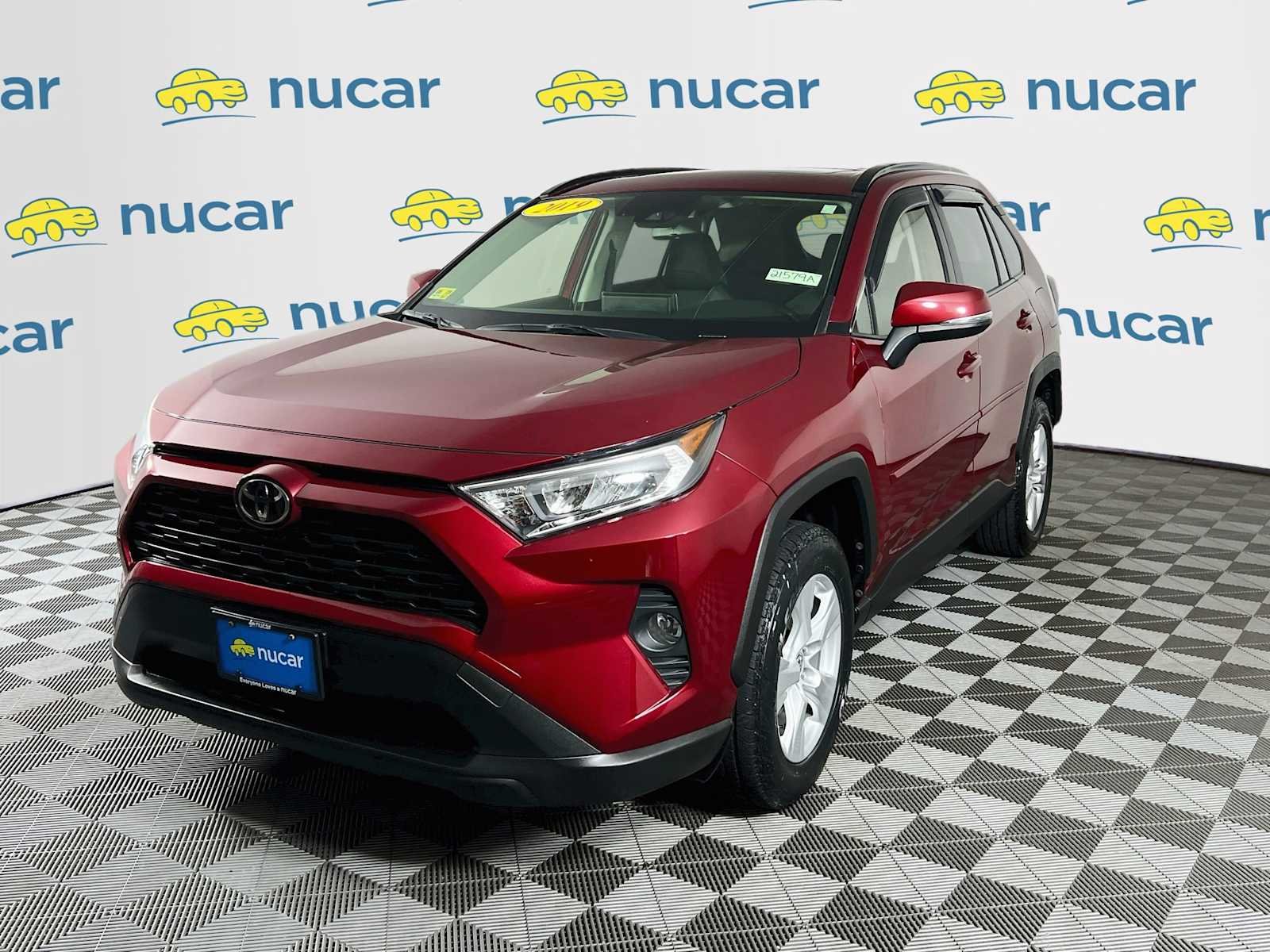 Used 2019 Ruby Flare Pearl Toyota XLE image 3