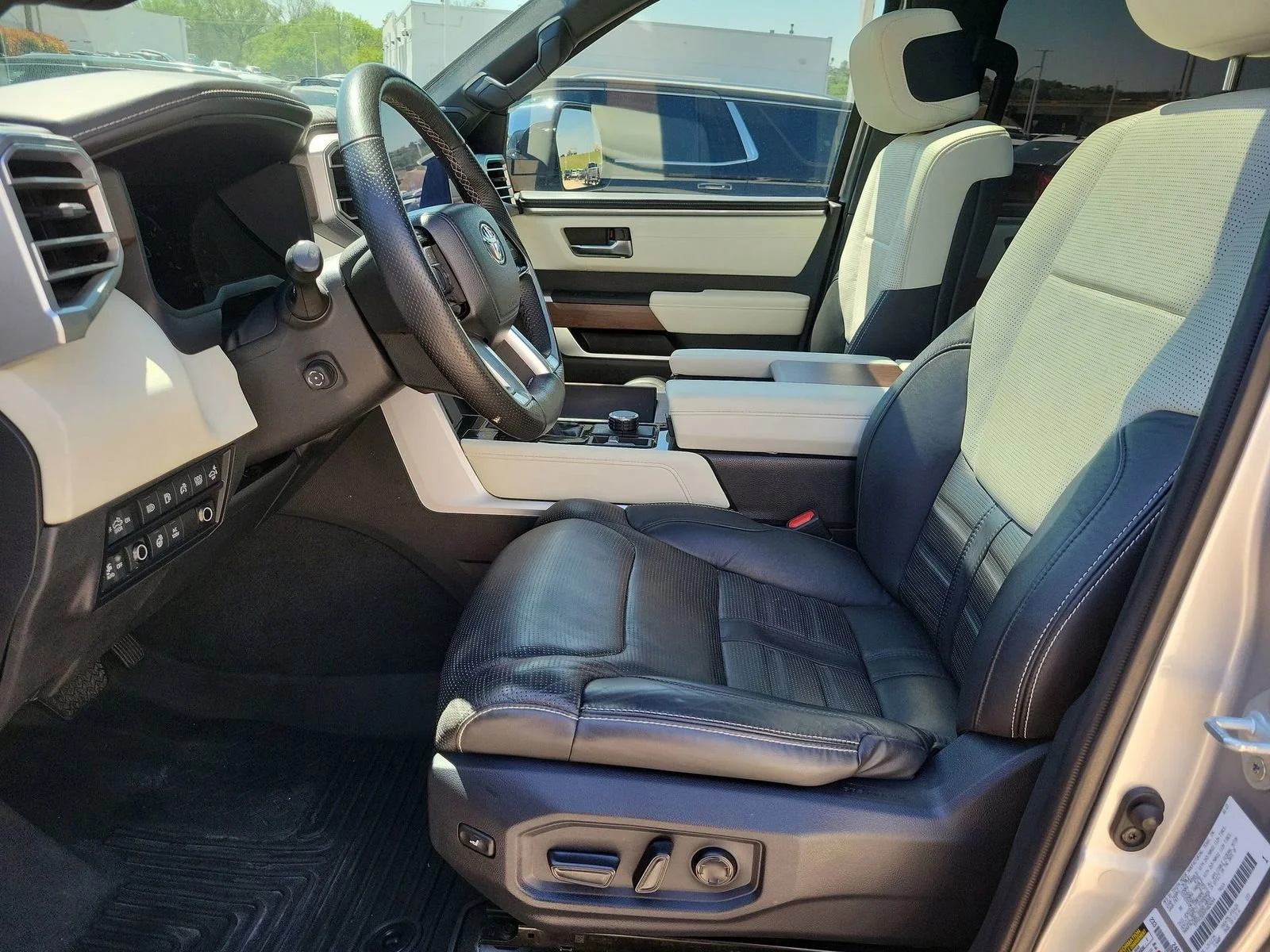 2023 Toyota Tundra Capstone - Photo 20