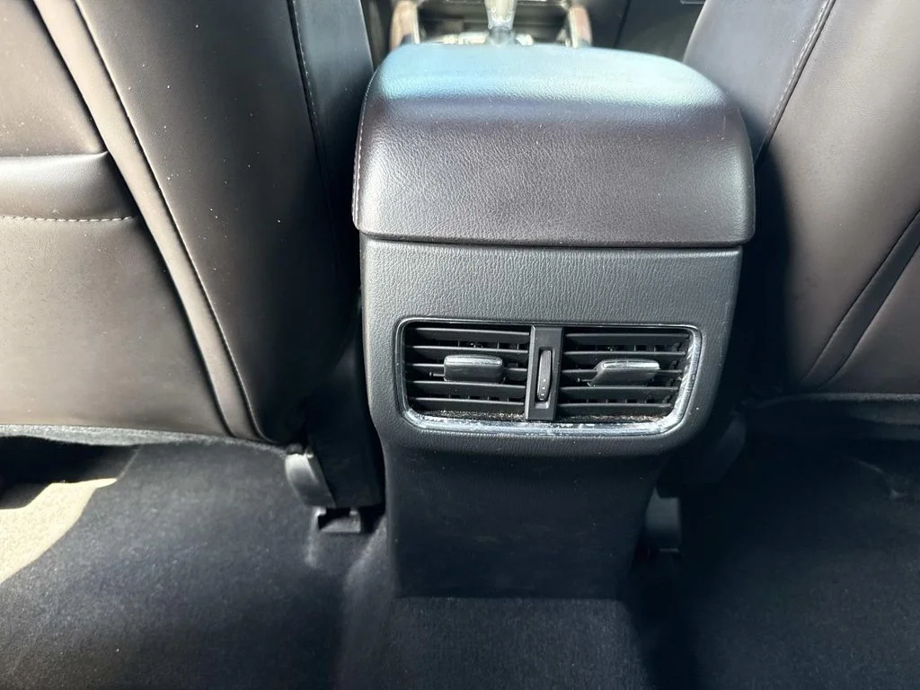 Used 2019 Silver Mazda Signature image 20
