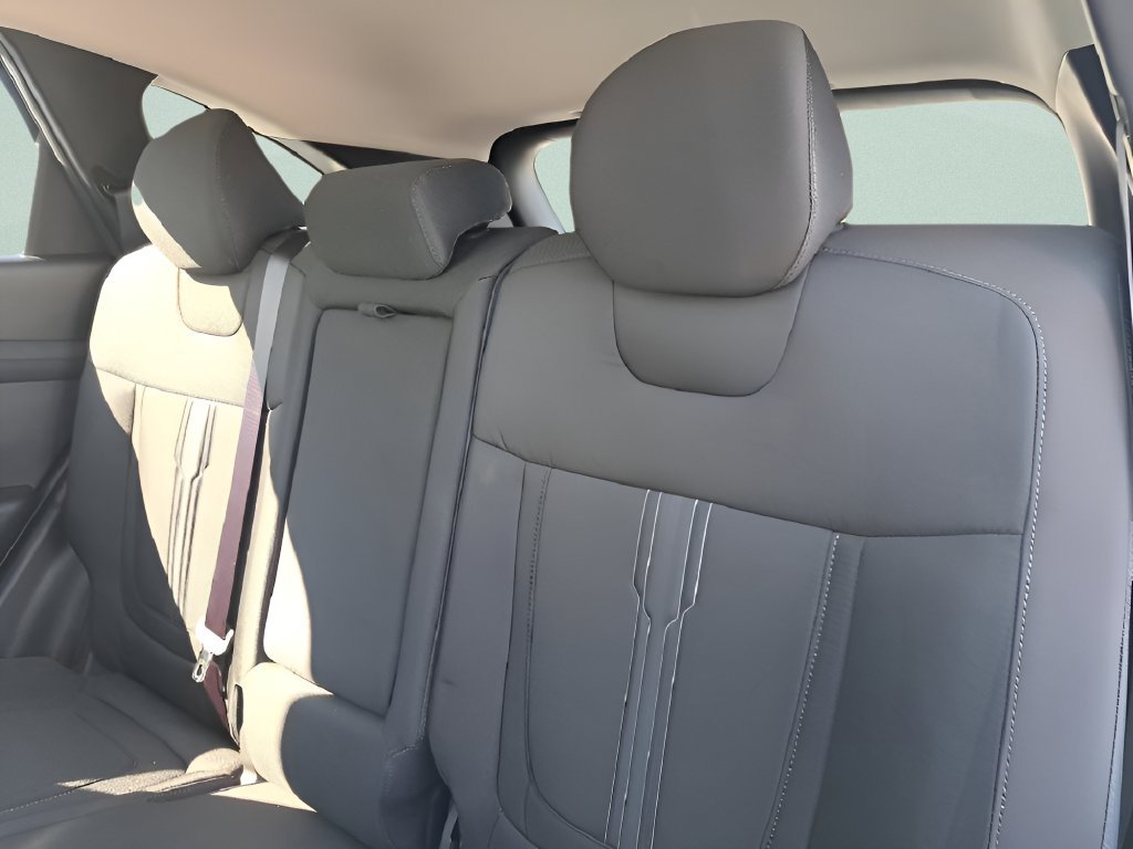 Used 2026 Green Hyundai SEL image 13